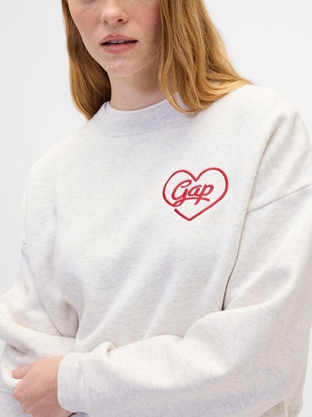 GAP Heart Light Heather Gray Women’s Size Medium Boxy Sweatshirt